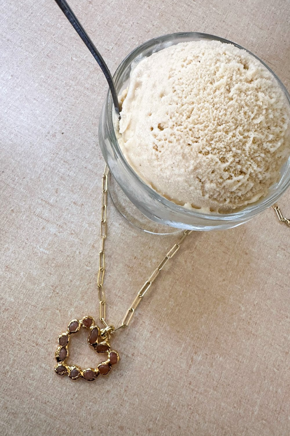 Carnelian Corazon Charm in Gold