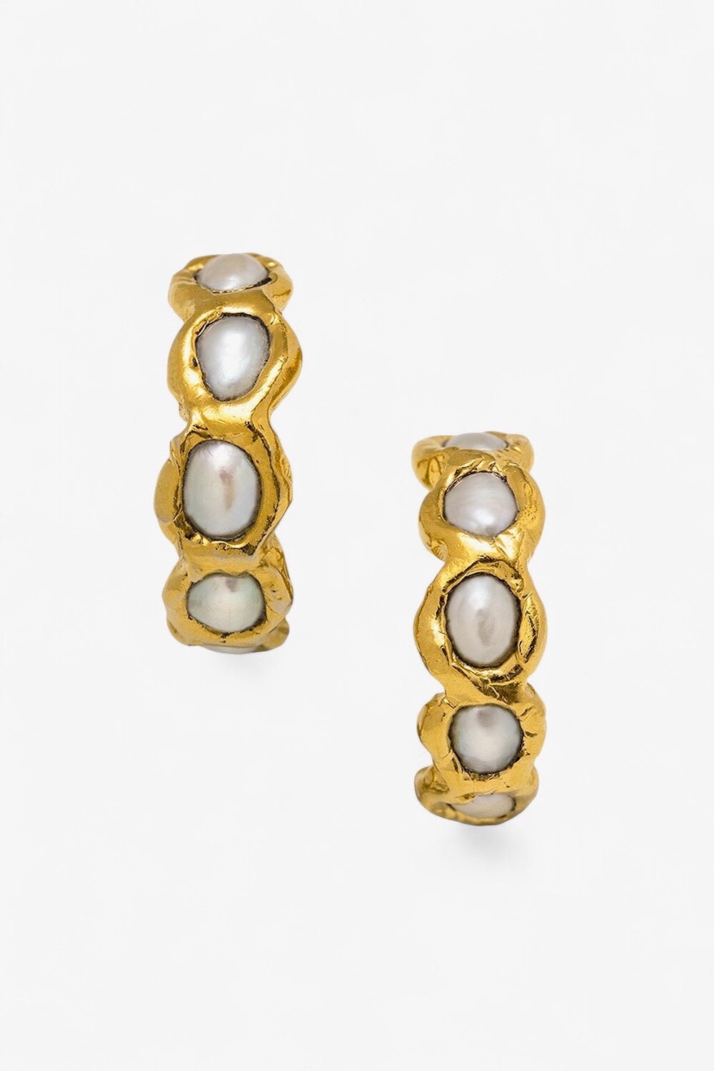 Pearl Hoops in Gold