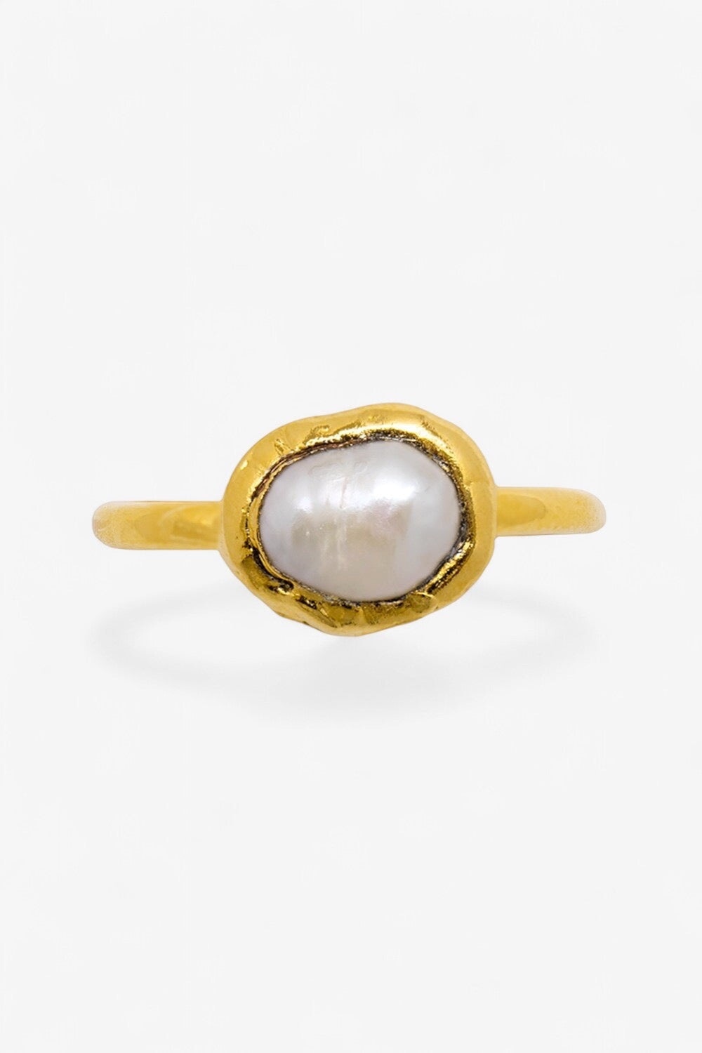 Pearl Ring in Gold