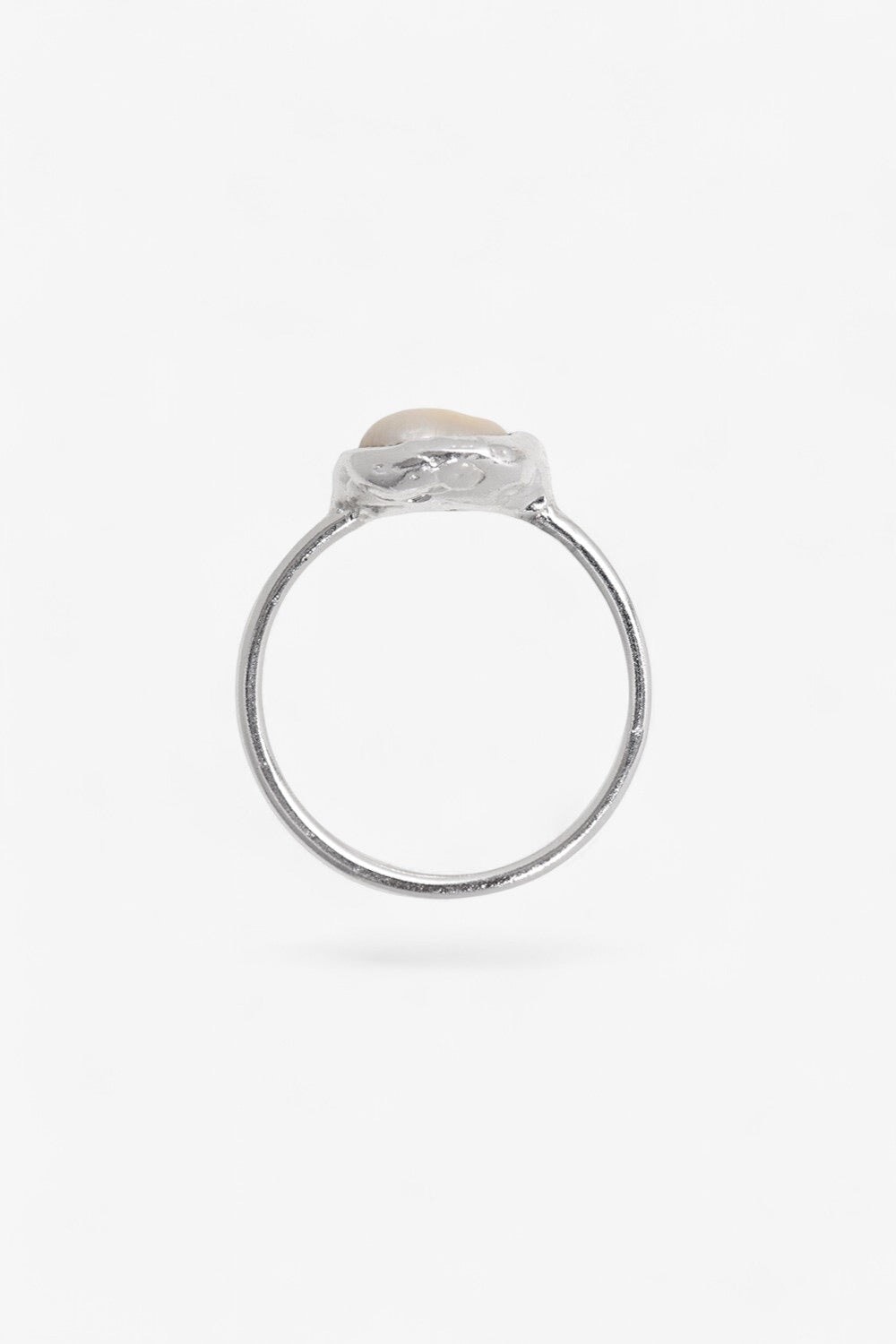 Pearl Ring in Silver