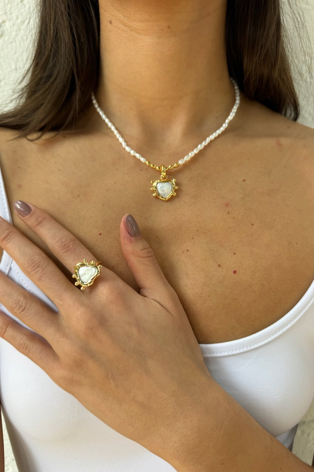 Sacred Heart Pearl Charm in Gold