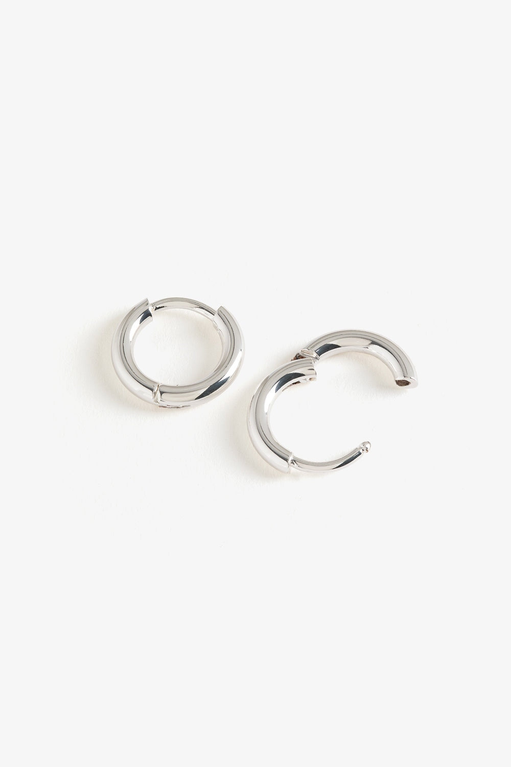 Small Hoops in Silver