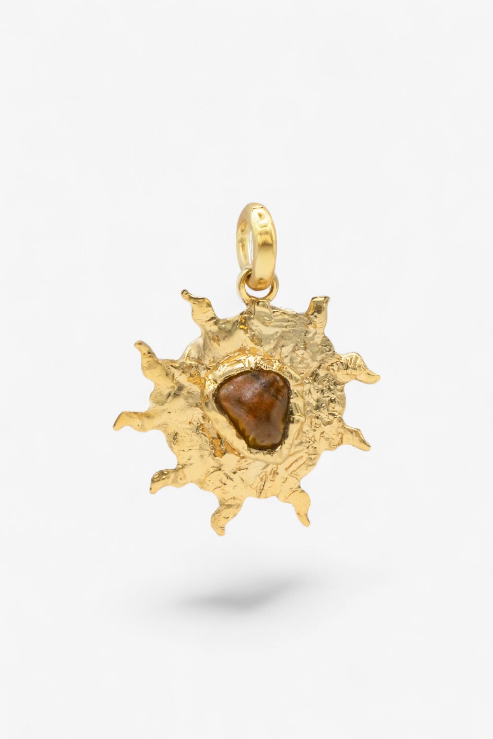 Solecita Charm in Gold