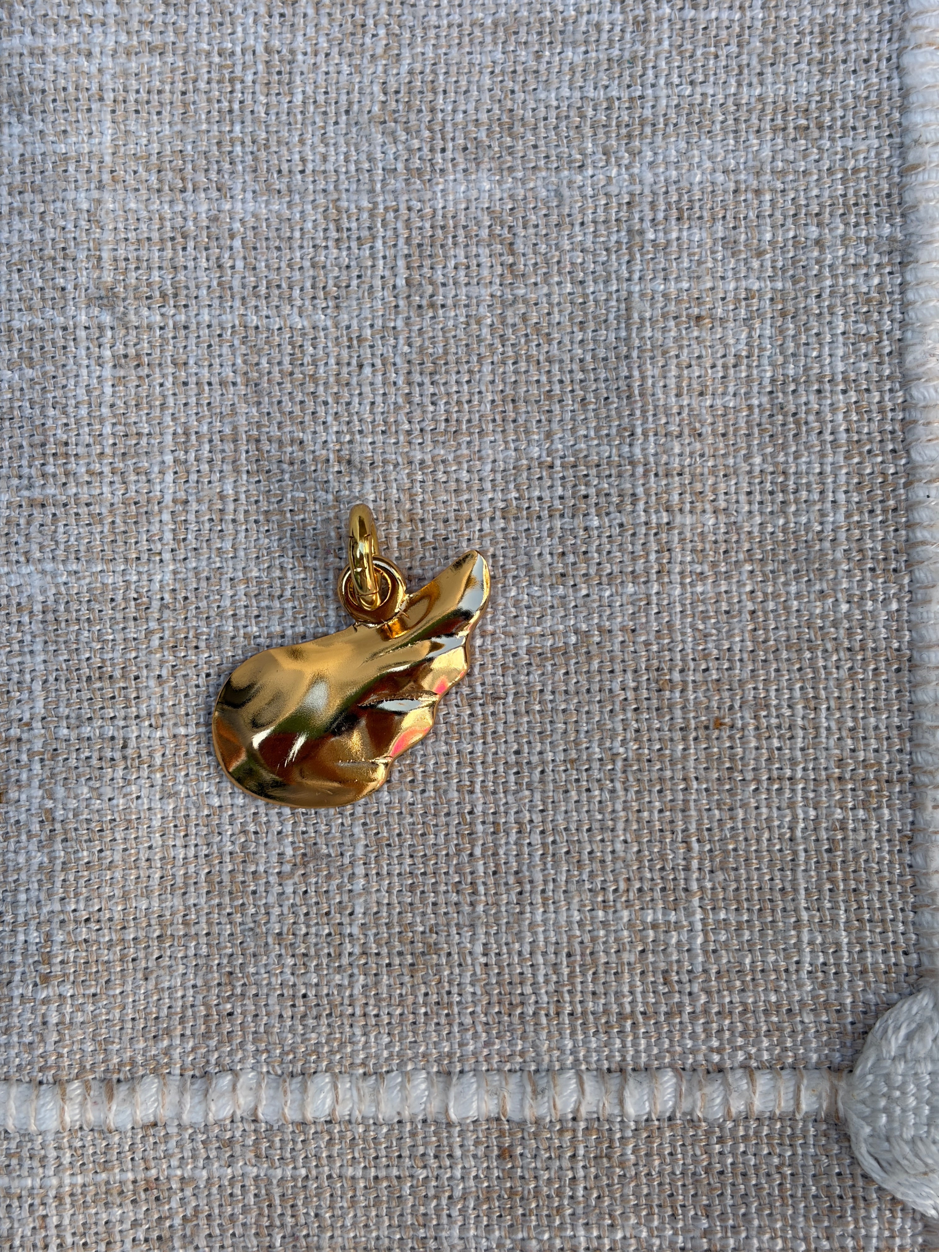 Wing Pendant Gold