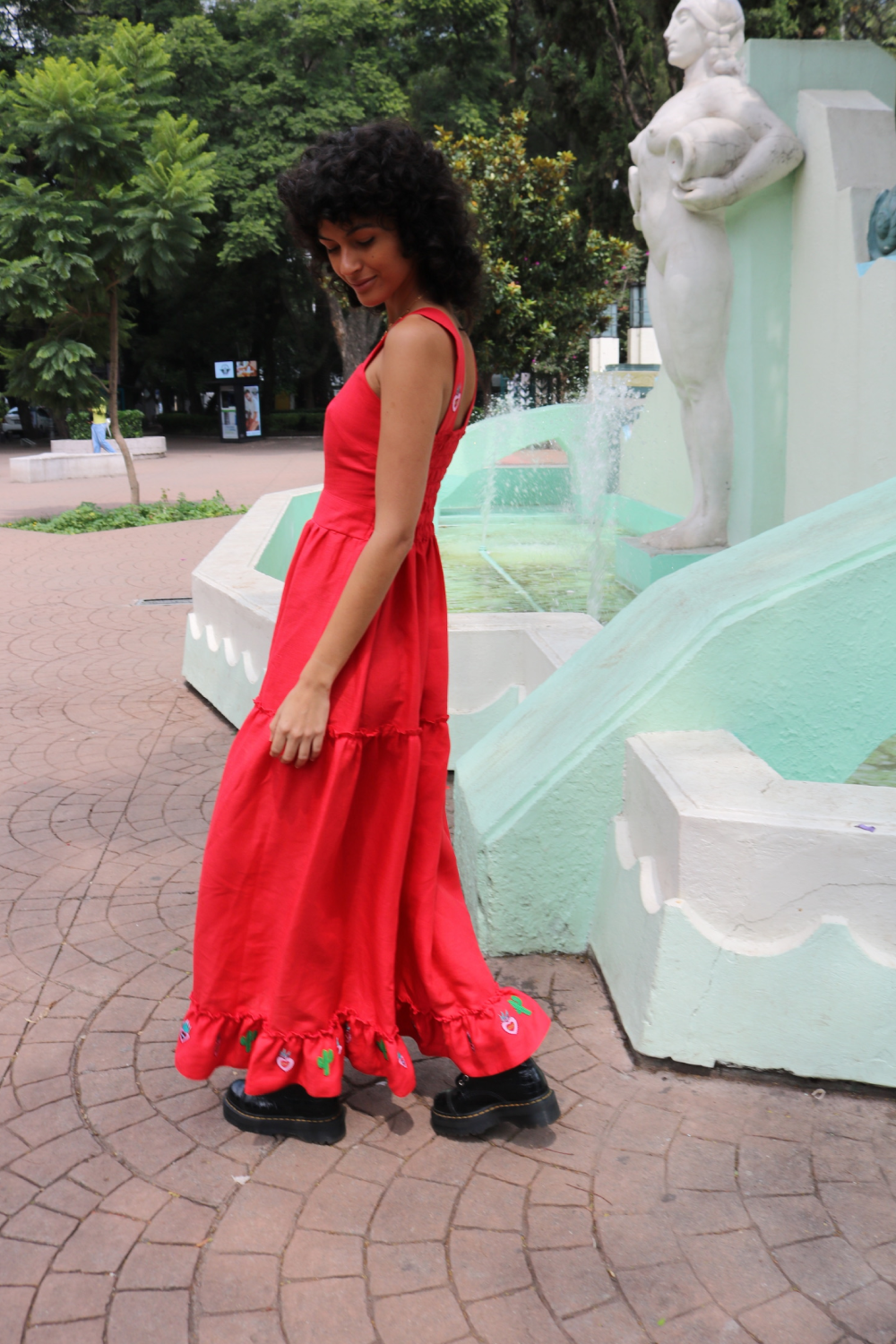 Salsa Dress in Scarlet Linen - Tea & Tequila