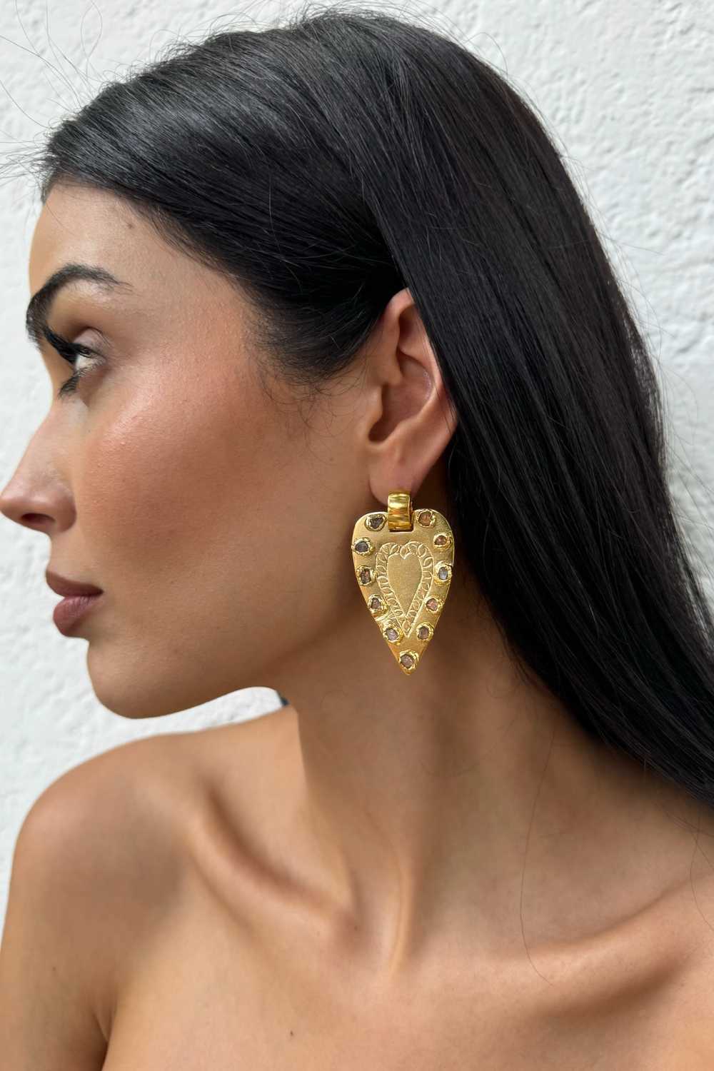 Amante Hoops