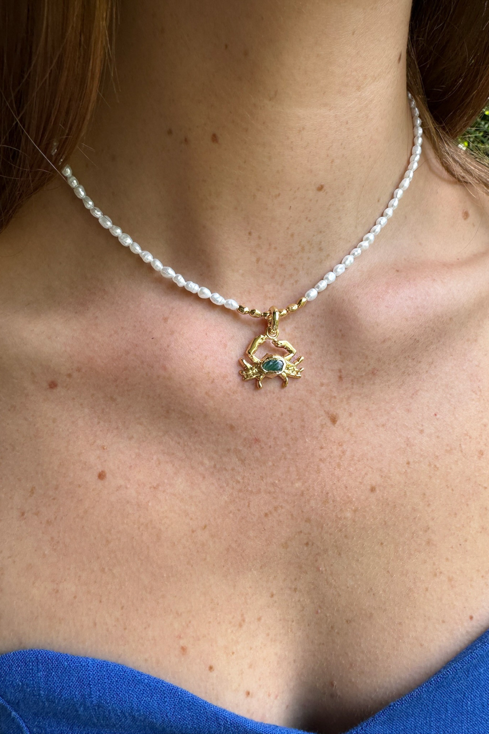Gemstone Crab Charm in Gold