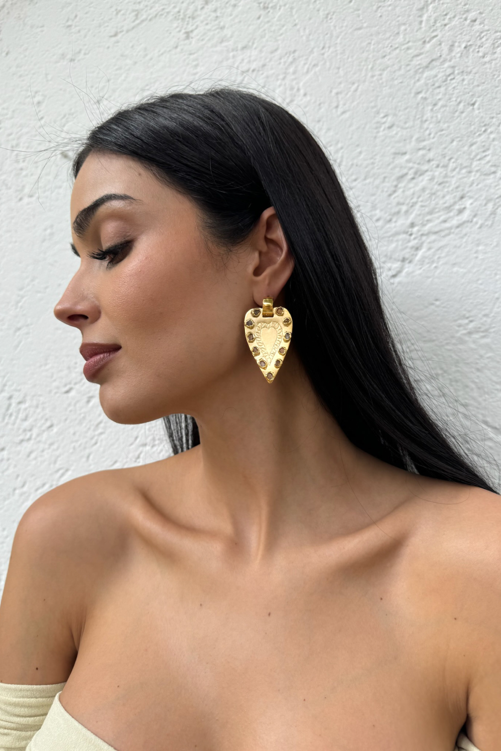 Amante Hoops