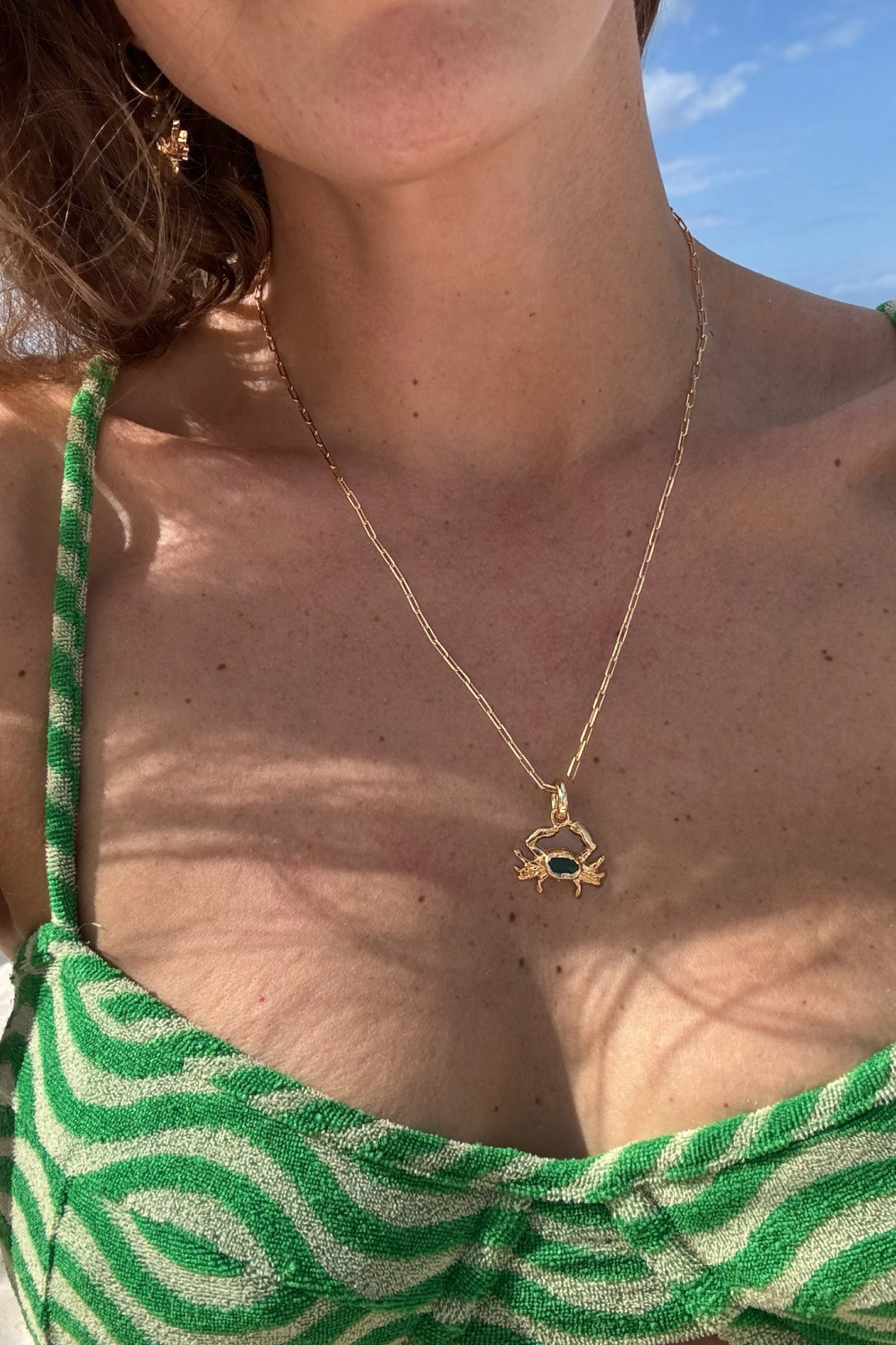 Gemstone Crab Charm in Gold