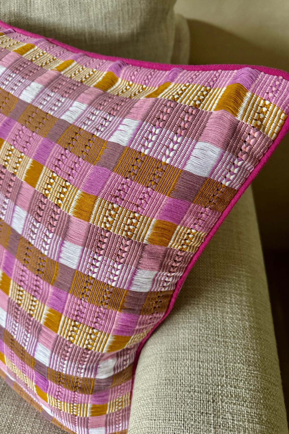 Frambuesa Cushion Cover