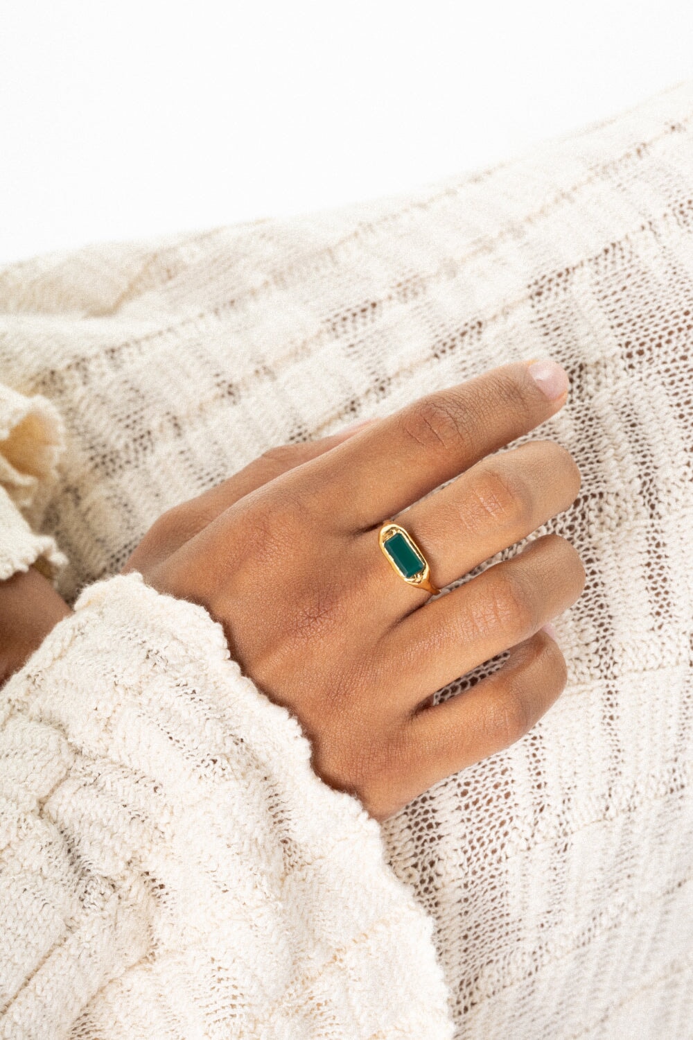 Lava Bar Ring Green Agate