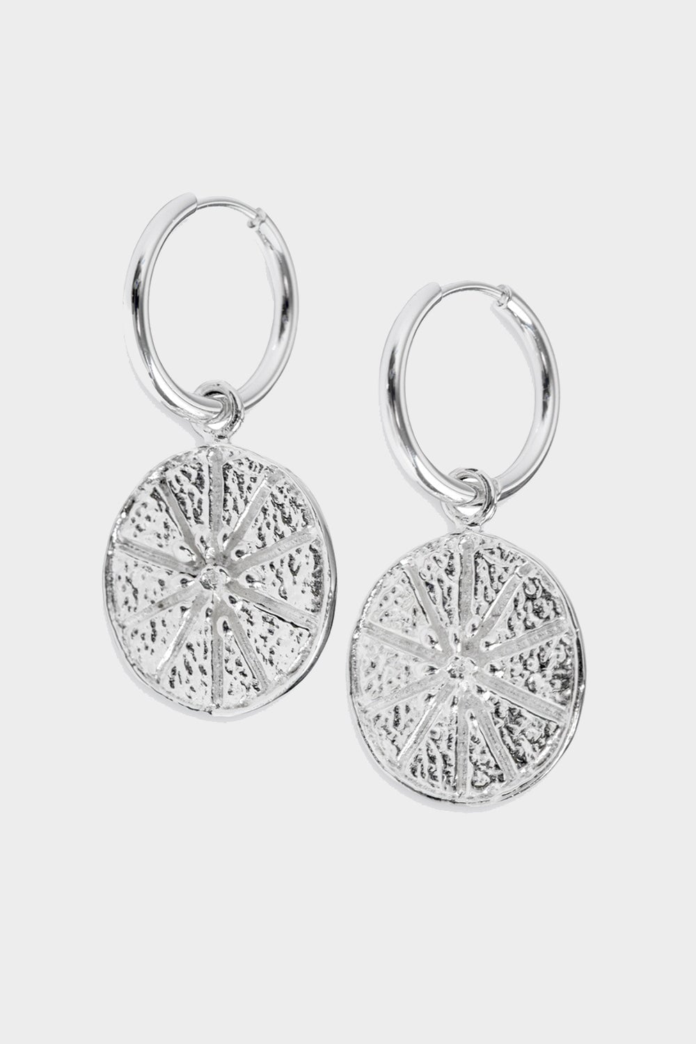 Límon Hoops in Silver