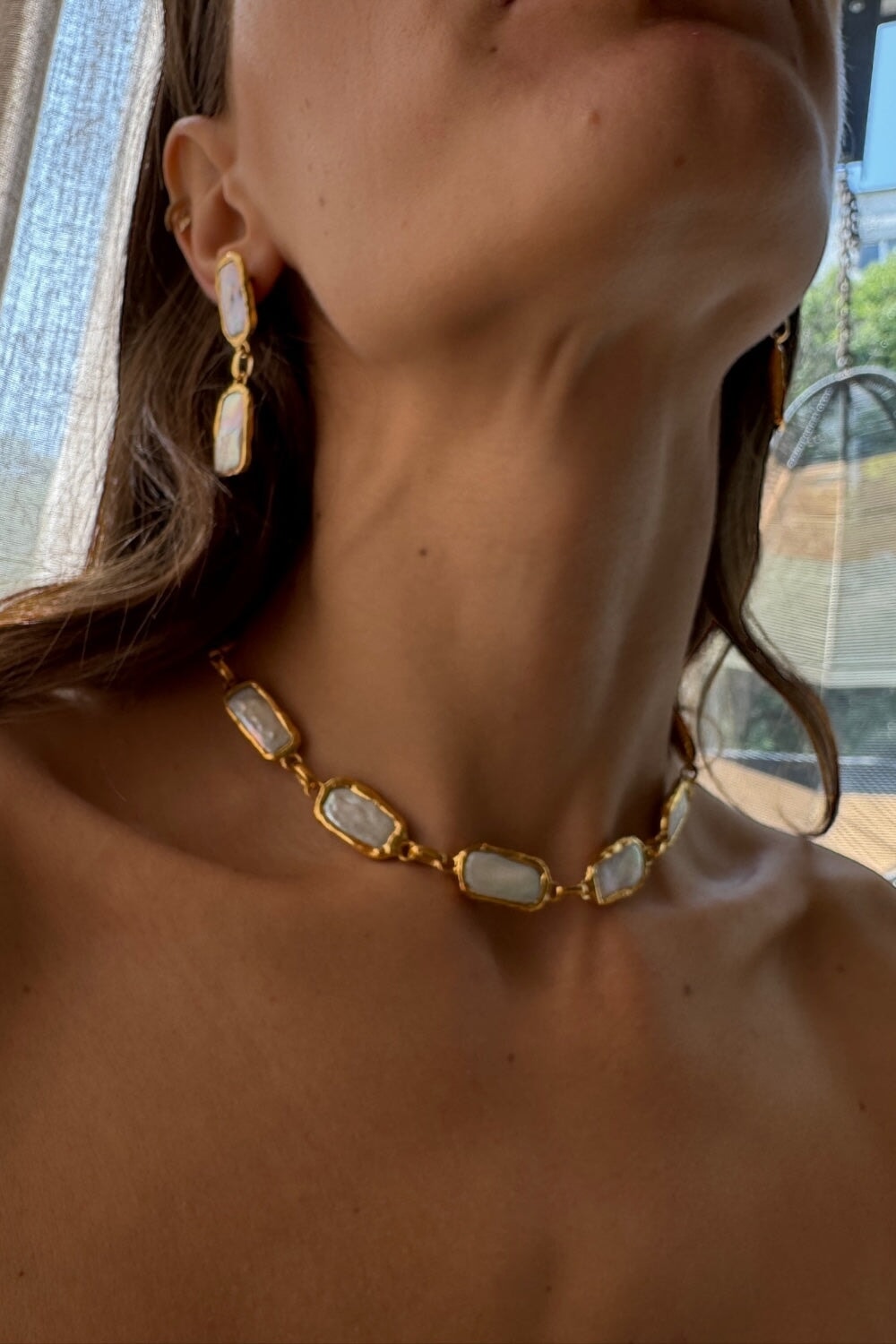 Mermaid Pearl Necklace in Gold
