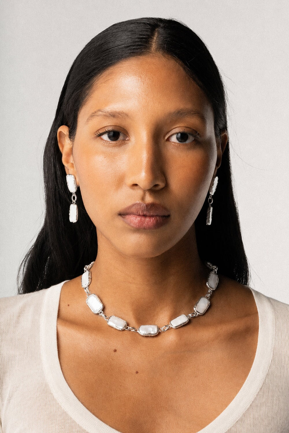 Mermaid Pearl Necklace in Silver