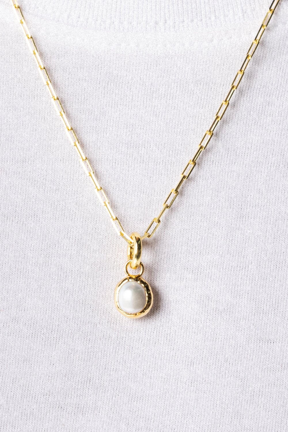 Pearl Charm in Gold
