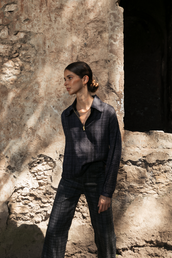 Onyx Bolita Jumper - Tea & Tequila
